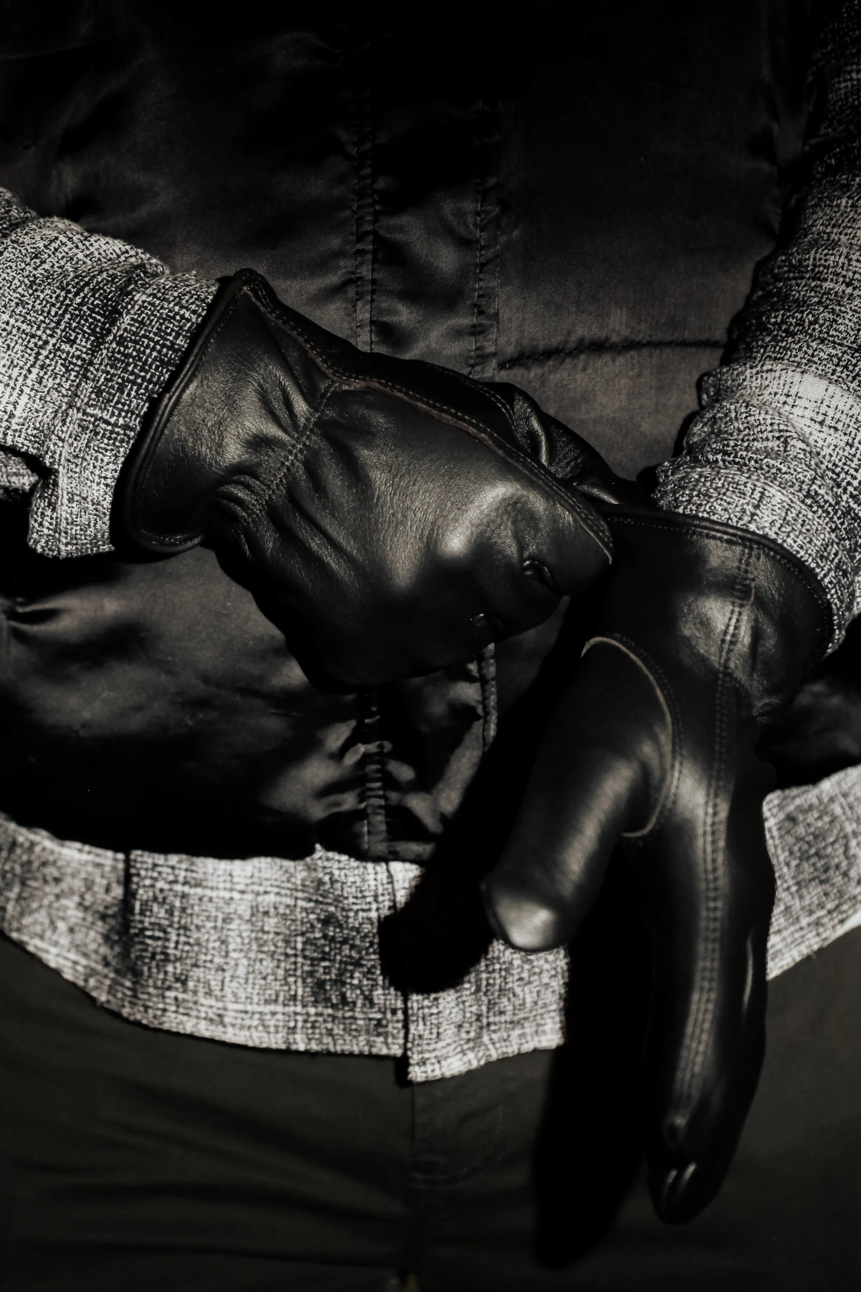 POYGAN GLOVE FITTING