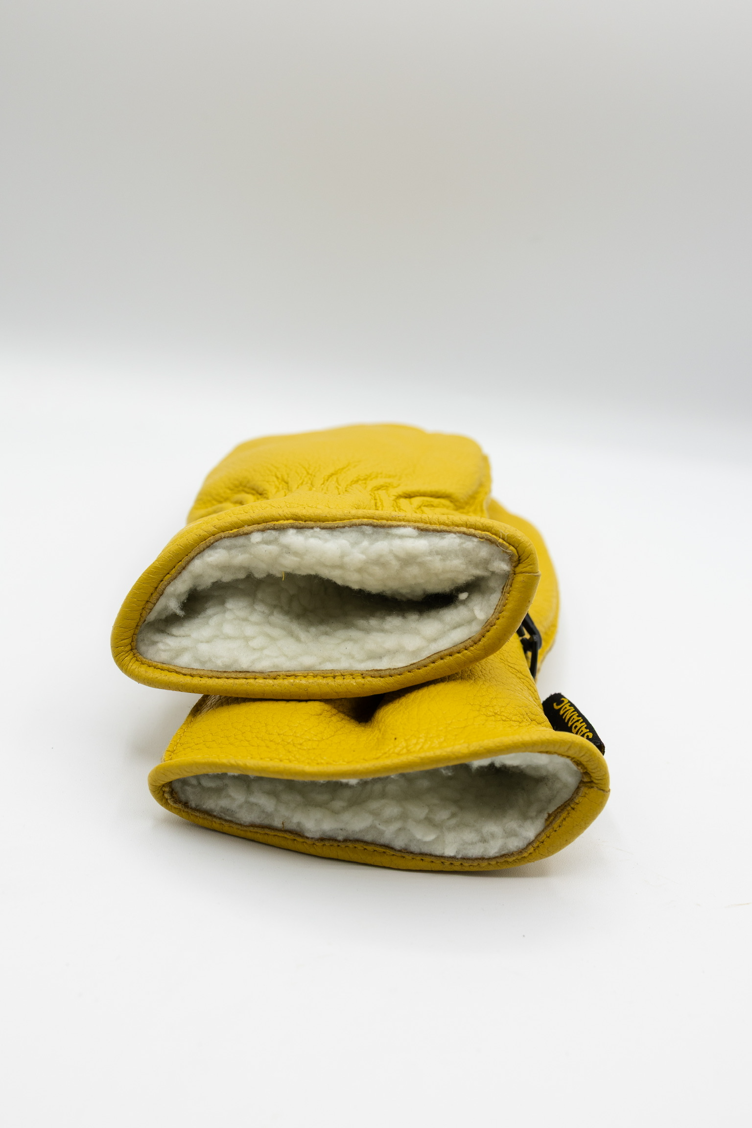 Lineage 6 DEER GRAIN MITT TOP DOWN